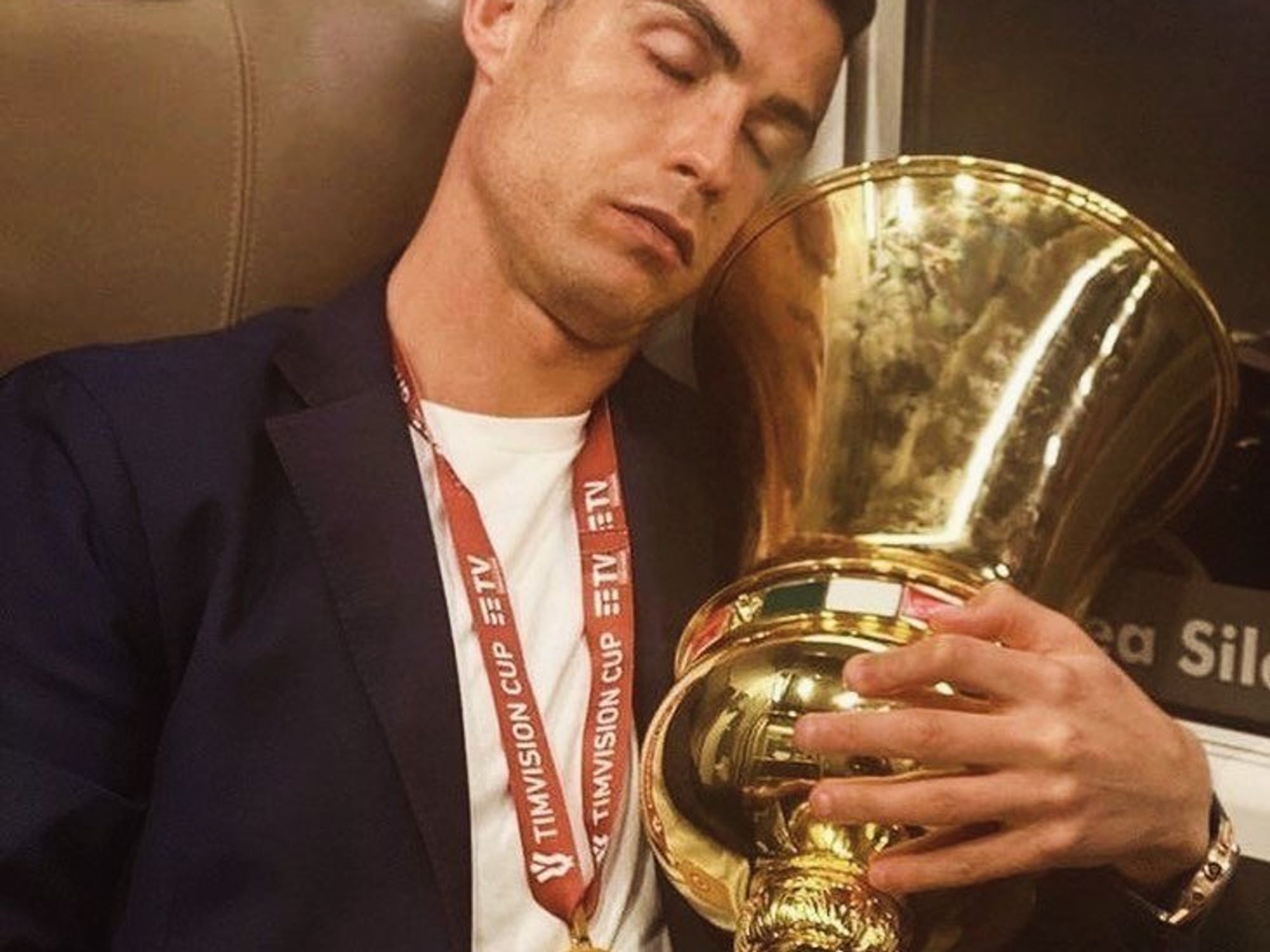 Less Is More: Cristiano Ronaldo's "Sleep Coach" Shares His Guide For Regeneration