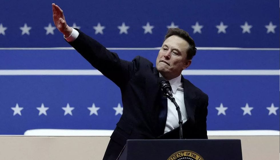 Elon Musk’s makes infamous gesture