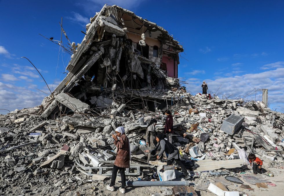 Gaza ceasefire takes effect
