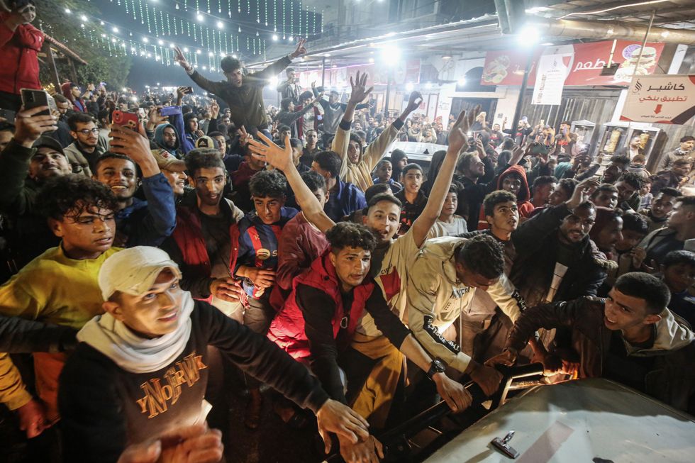 Palestinians rejoice at ceasefire deal