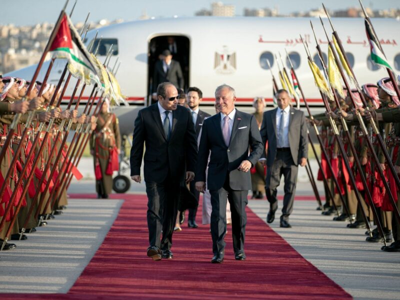 photo of Jordanian King Abdullah II receives Egyptian President Abdel Fattah Al-Sisi at Basman Al-Zahir Palace in Jordan.