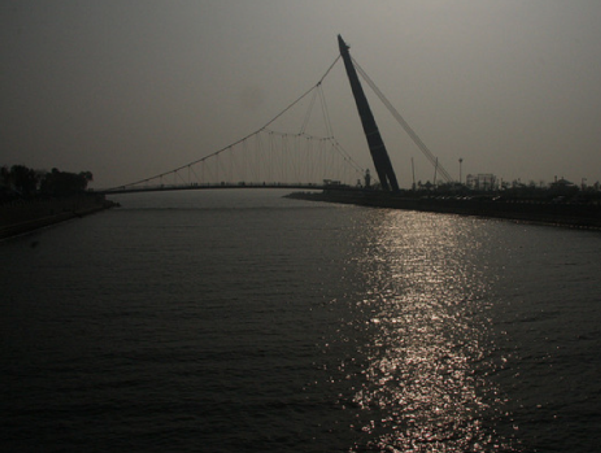 A bridge over the Bohai Gulf (gaobo)
