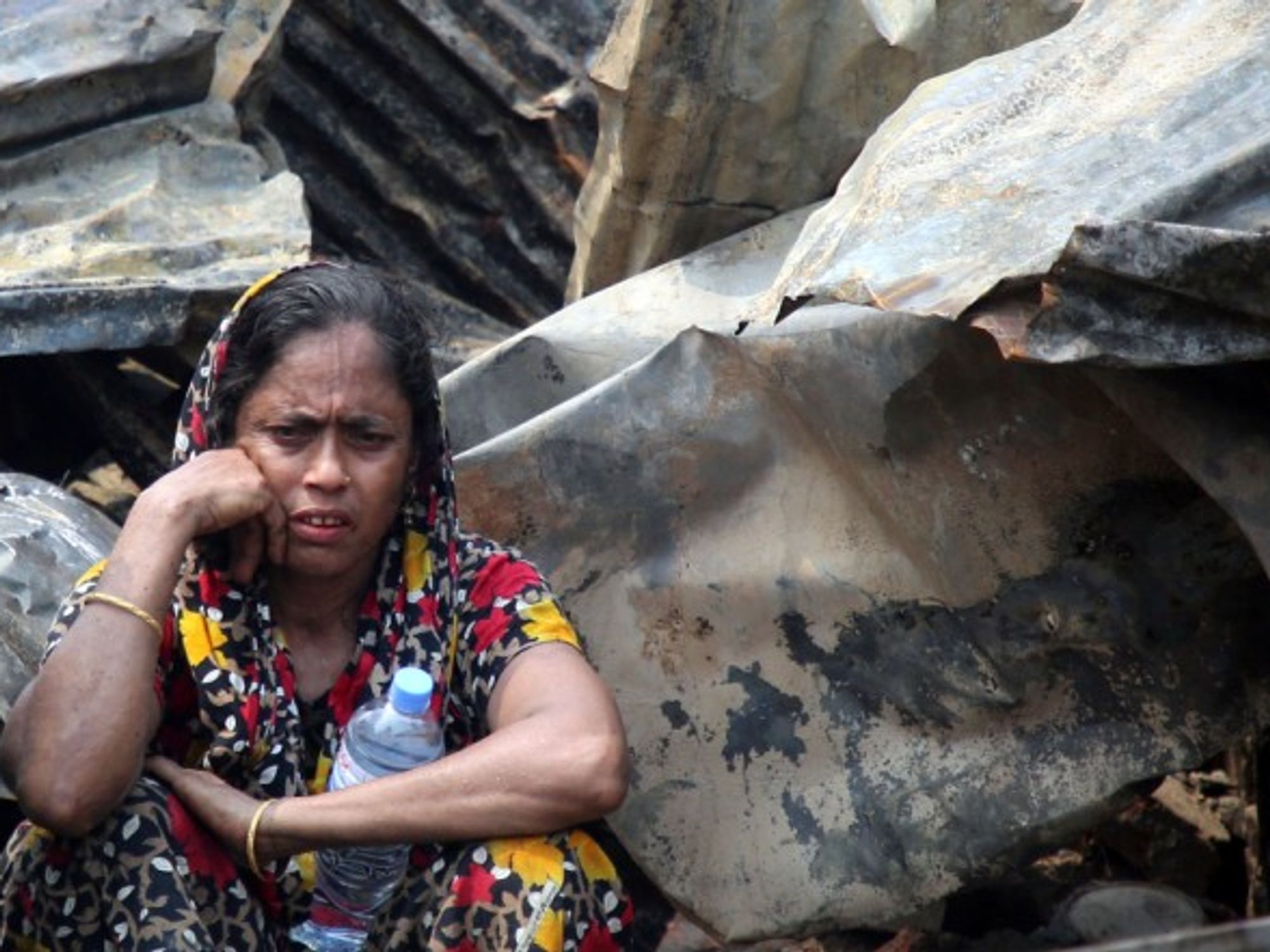 A devastating fire swept through one of the largest slums in Bangladesh’s capital city Dhaka, leaving hundreds of people homeless