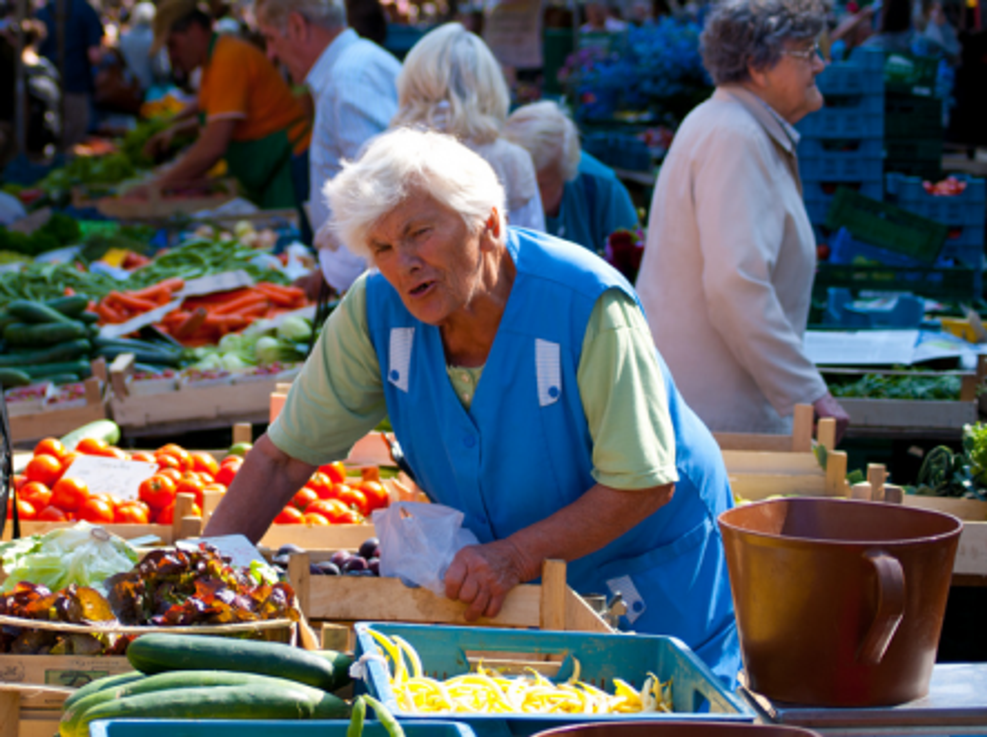 A file photo of a produce market in Freiburg, Germany (Lendog)