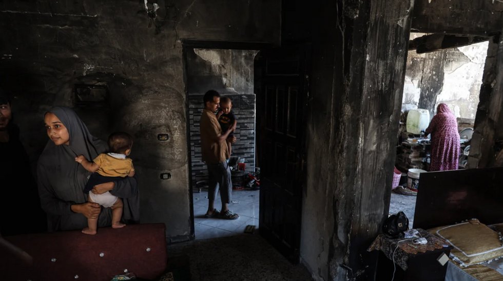 A Gaza Diary Of Displacement: Scent Of My House, Remains Of Our Lives