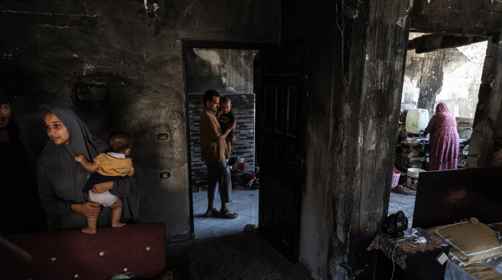A Gaza Diary Of Displacement: Scent Of My House, Remains Of Our Lives