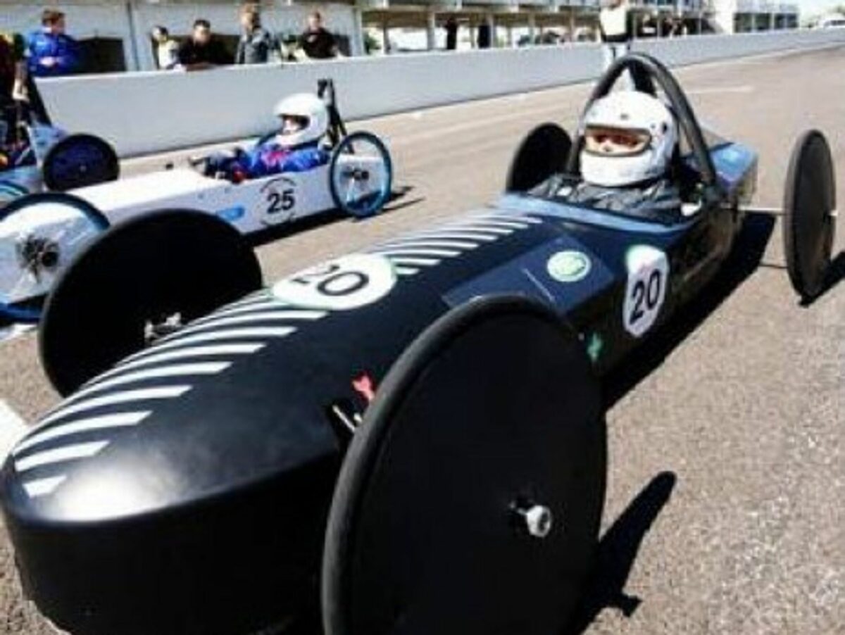 A "Green" Car Race In Buenos Aires