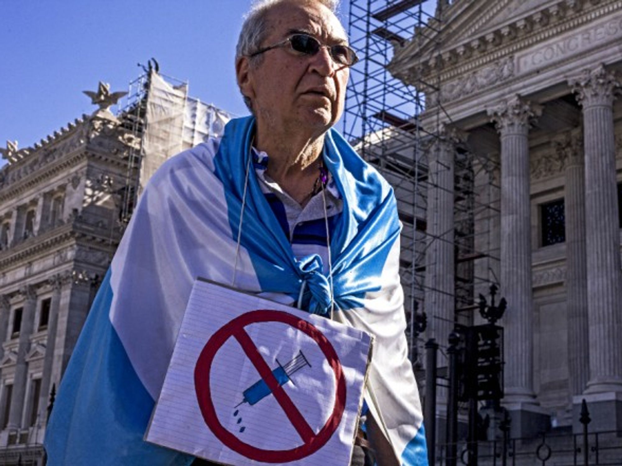 A group of representatives of the anti-vaccine movement protesting in Buenos Aires, Argentina