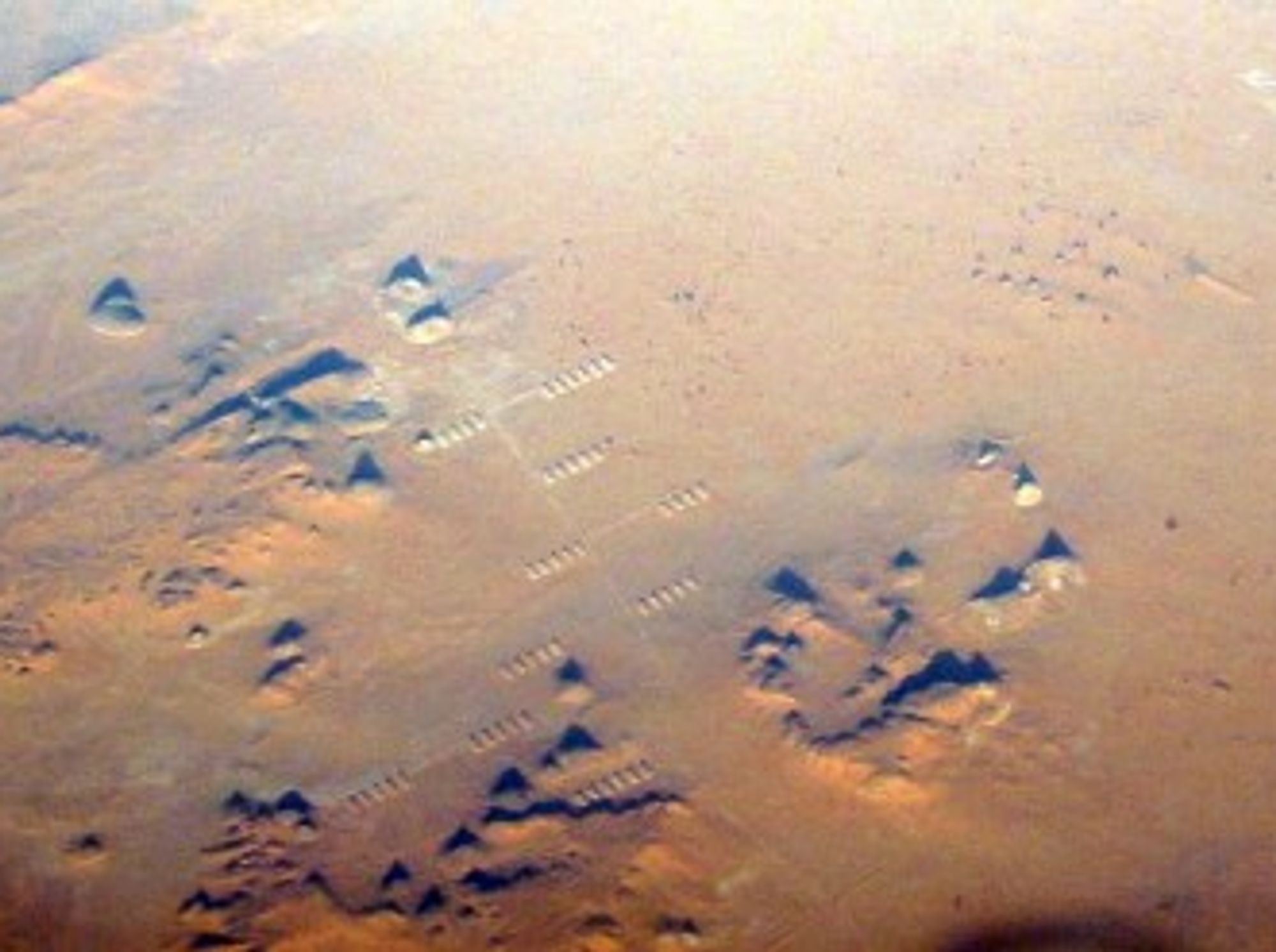 A Libyan military installation in the Sahara desert (futureatlas.com)
