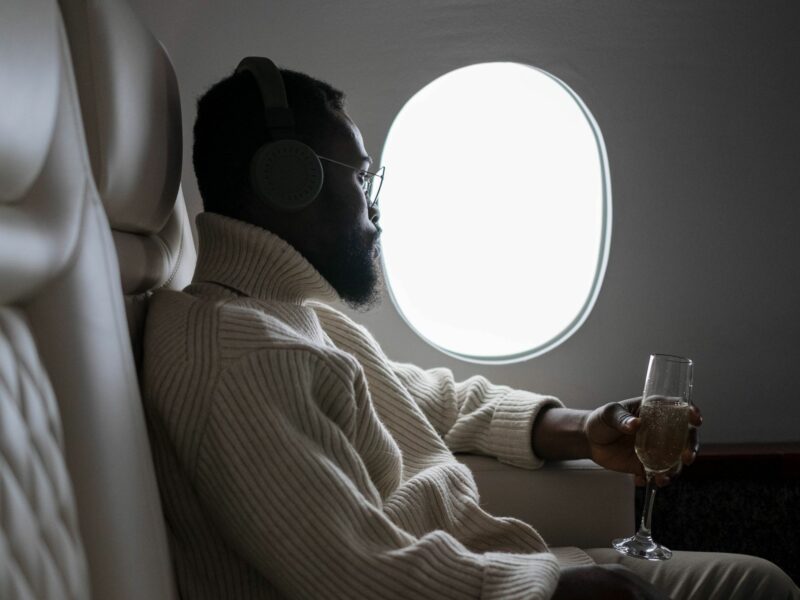 "Does Wine Taste Different At 30,000 Feet?" The Truth About (Fine) Dining On Airplanes
