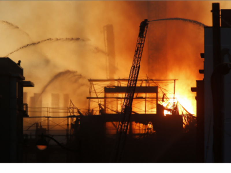 A massive blaze broke into the early hours Wednesday at a residential building under construction in San Francisco.