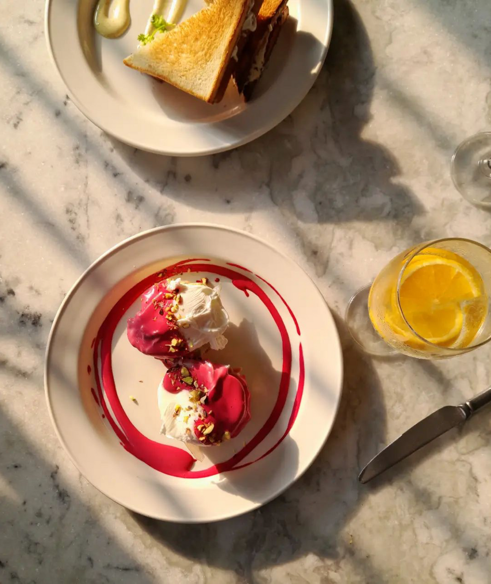 A pink eggs Benedict