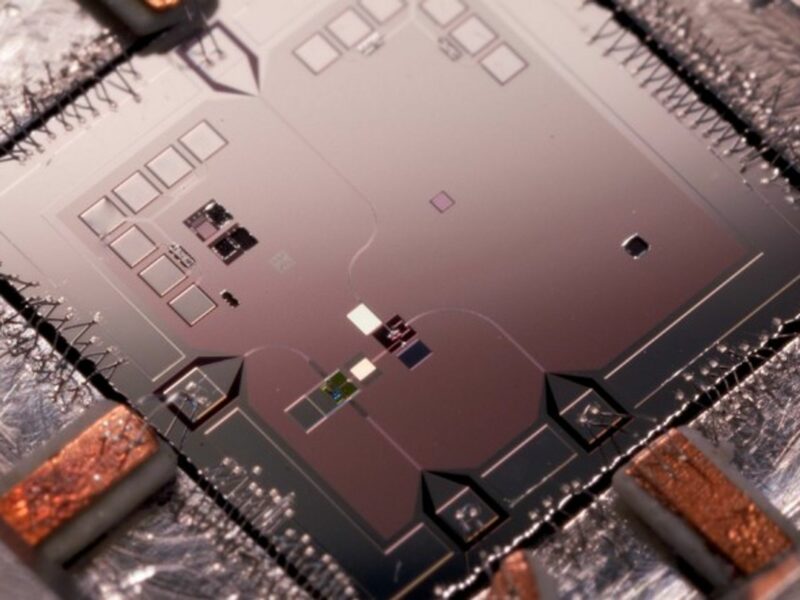 A quantum mechanical resonator