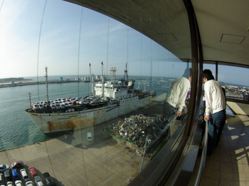 A Russian ship carrying used cars docks in Japan
