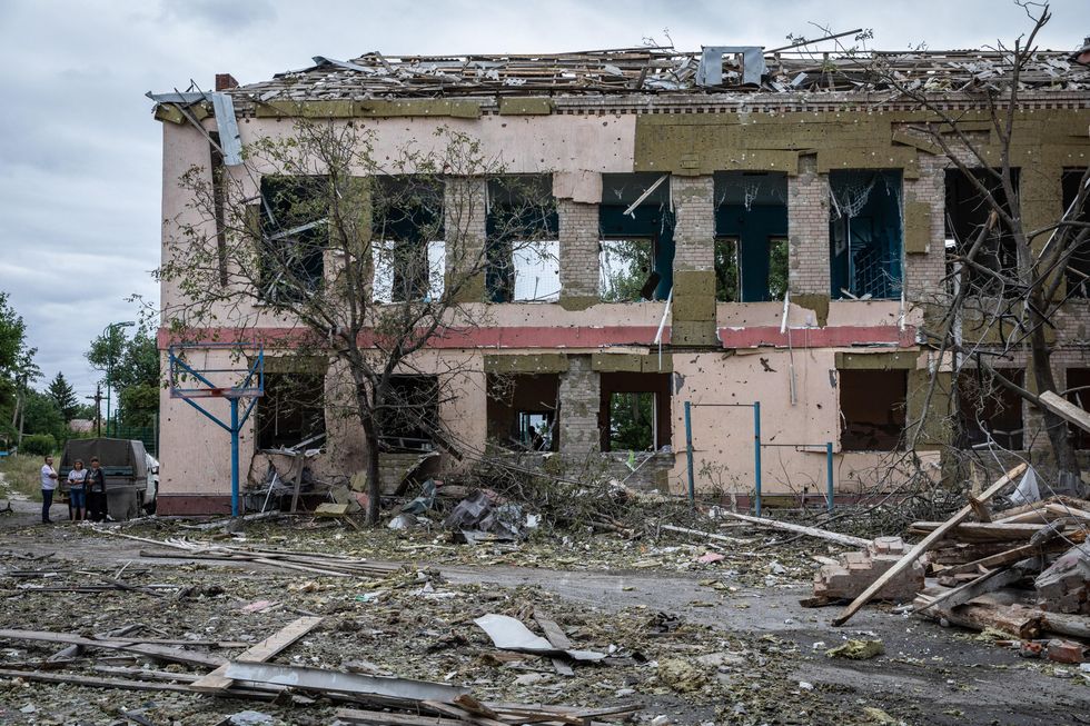 A school is hit in Kramatorsk Ukraine