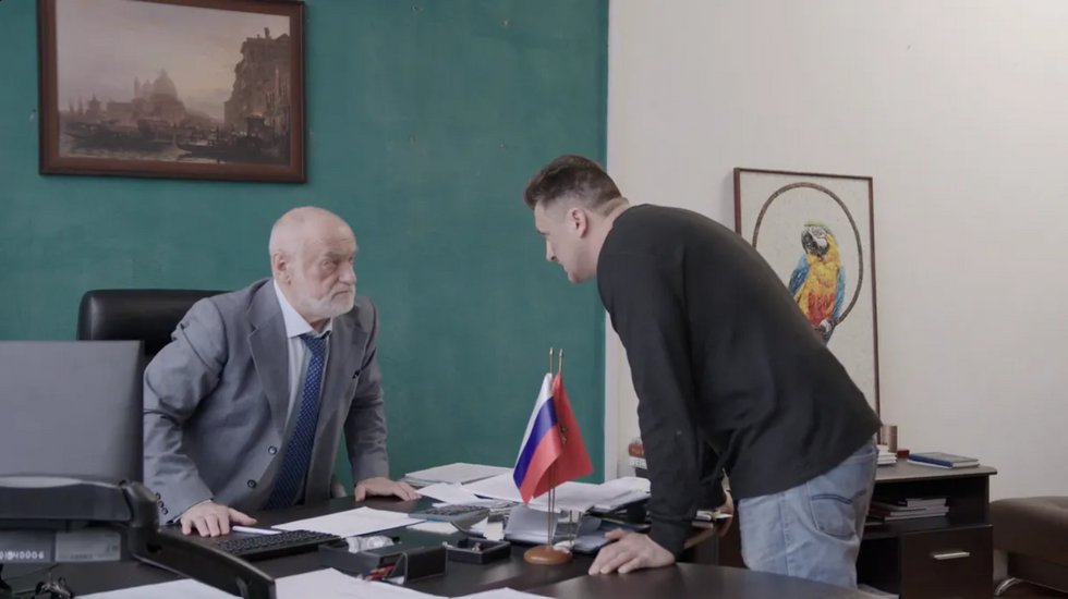 A screenshot from one of the videos in which an employee quits and goes to war in Ukraine