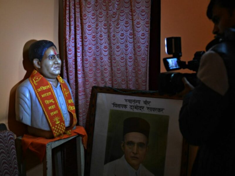 A statue of Nathuram Godse in New Delhi