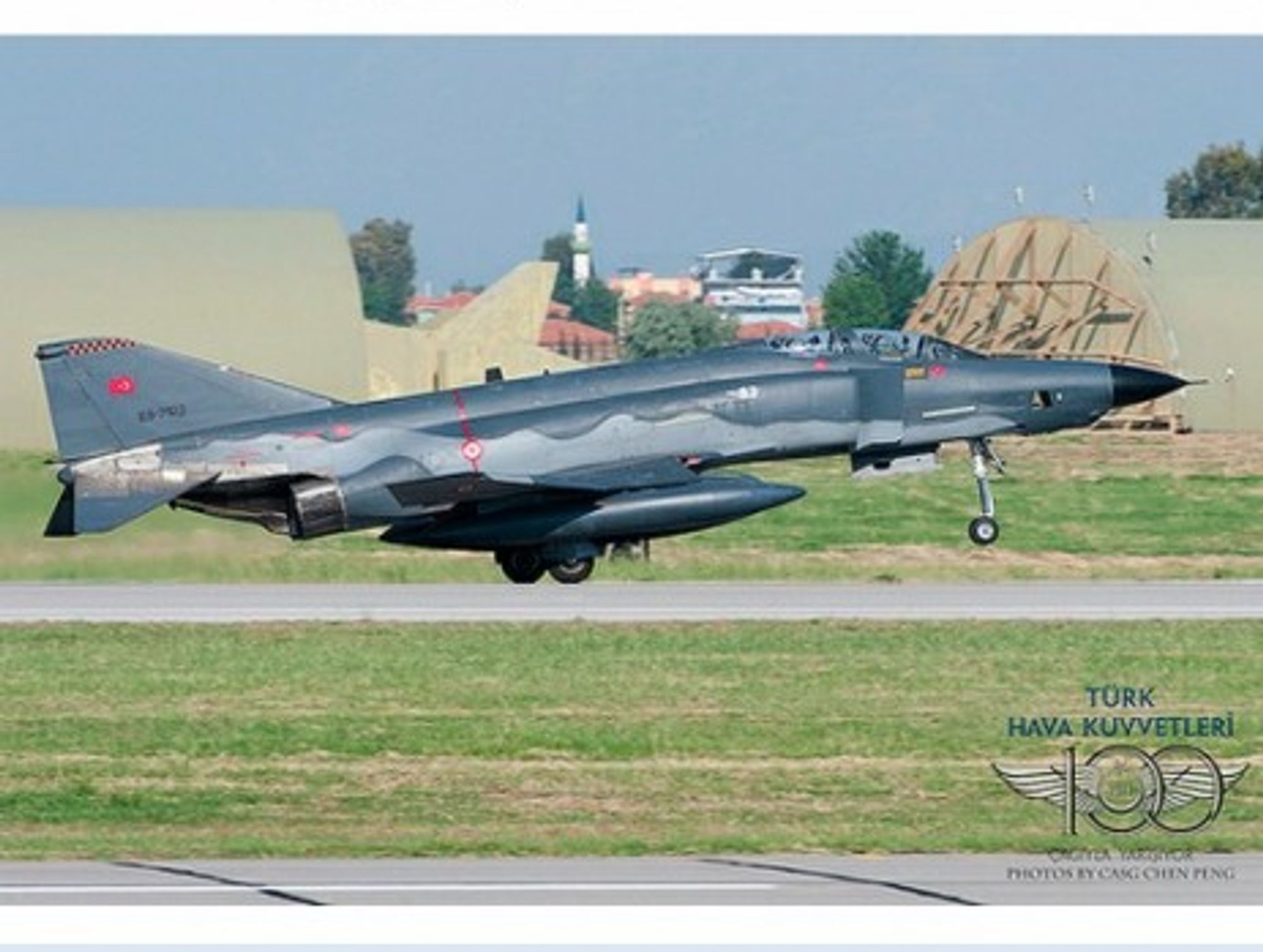 A Turkish F-4 (Peng Chen)