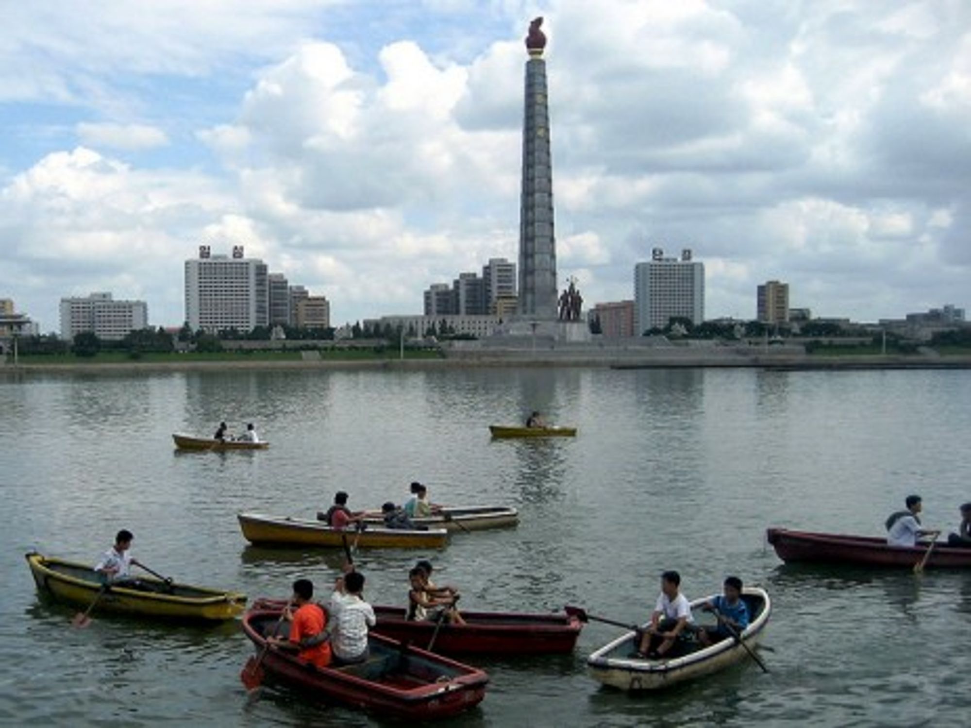 A view from Pyongyang's Taedong River (David Stanley)
