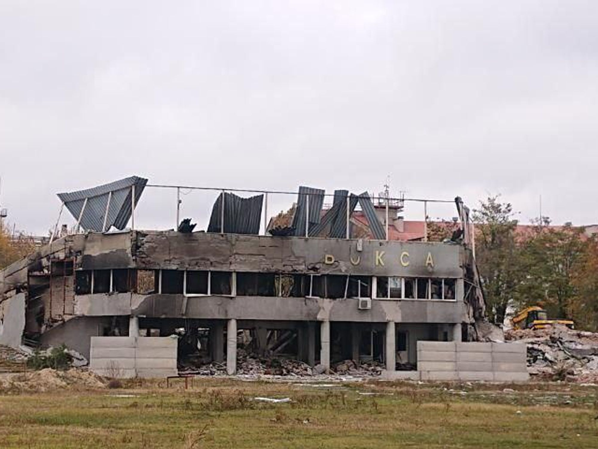 Russia Is Either Giving Up Kherson, Or Setting A Trap