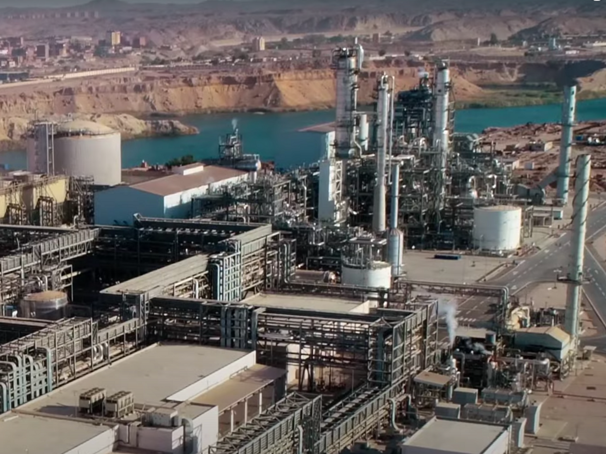 Aerial photograph of Egypt's KIMA fertilizer plant
