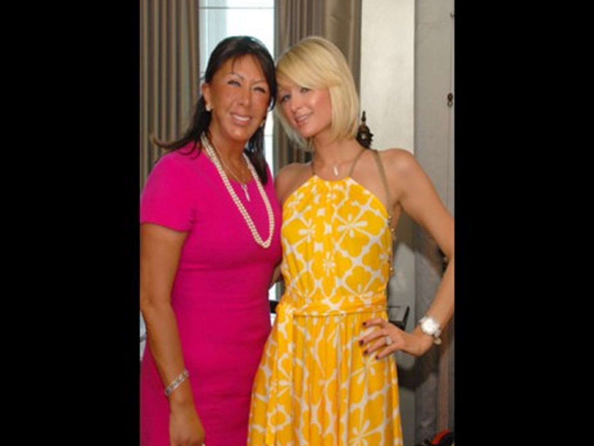Ahu Aysal pictured with Paris Hilton in March 2008 (www.ahuaysalkerimoglu.com)