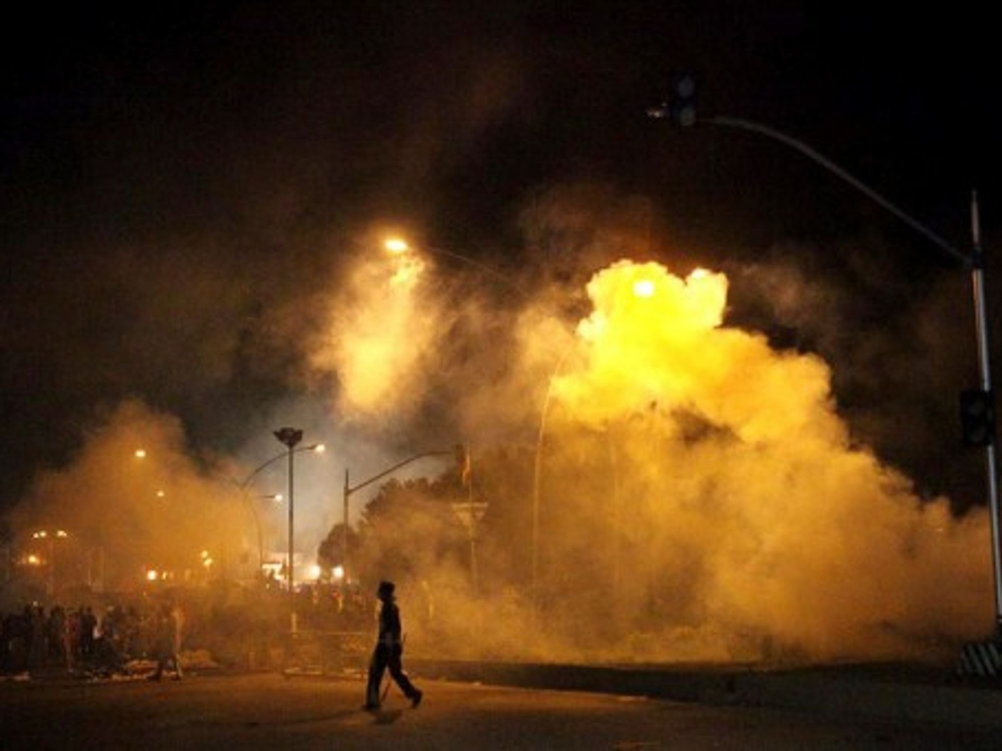 akistani protesters disperse Sunday night after clashing with security forces near Prime Minister Nawaz Sharif's residence in Islamabad.