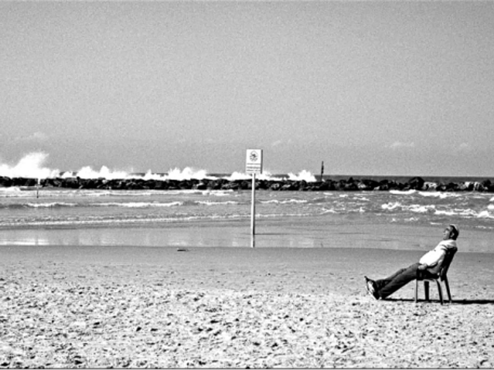 Alone in Tel Aviv