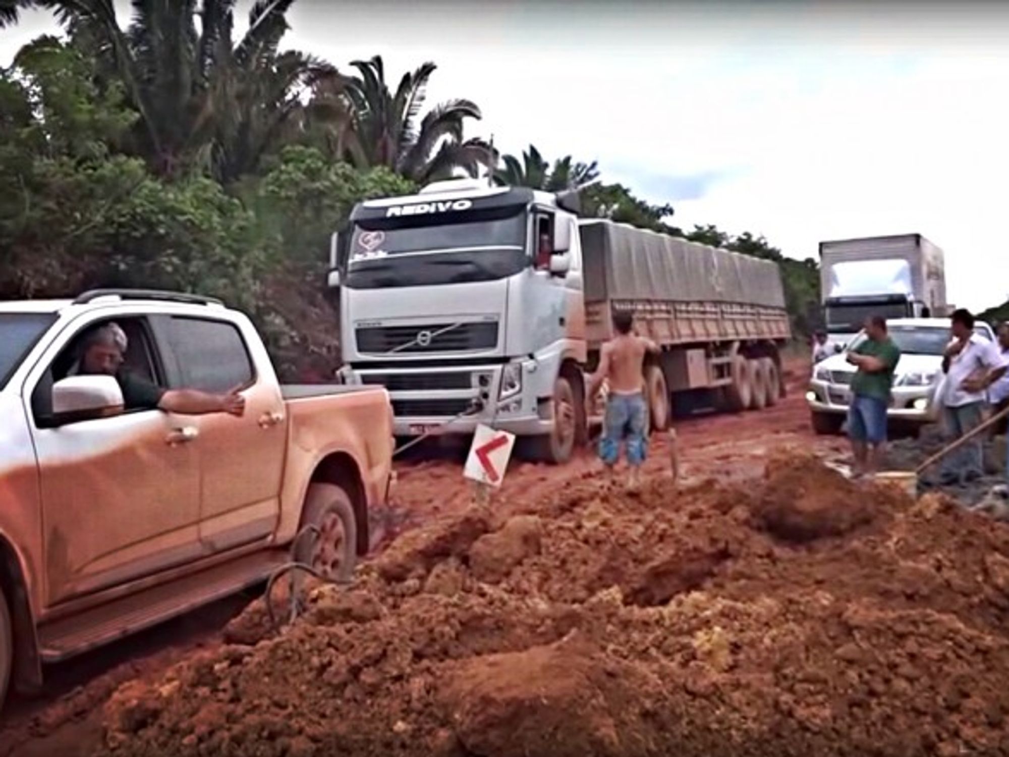 Along Brazil's Trans-Amazonia highway