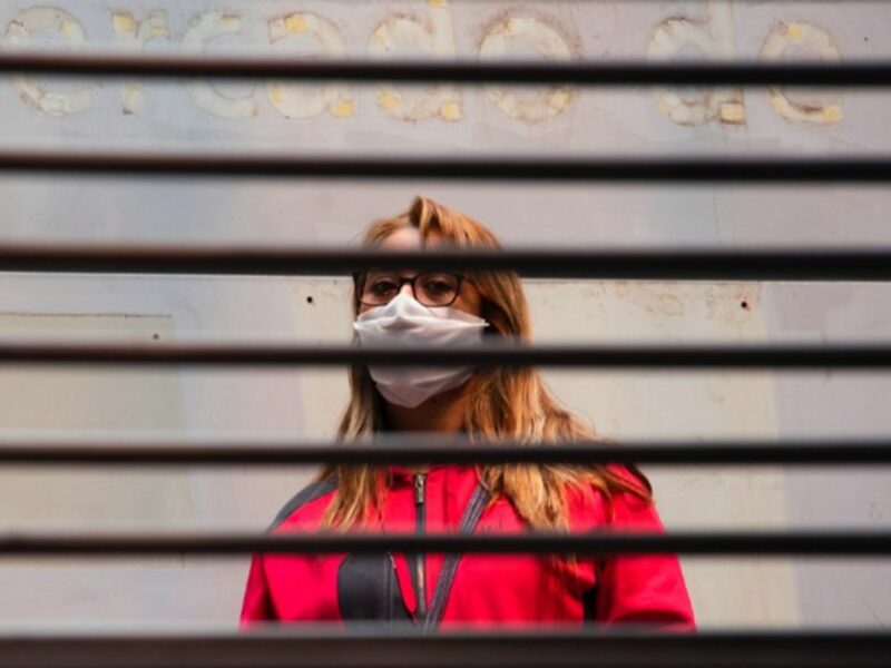 An Argentinian woman waiting to be attended at the Mercado Sur in Cordoba Capital.