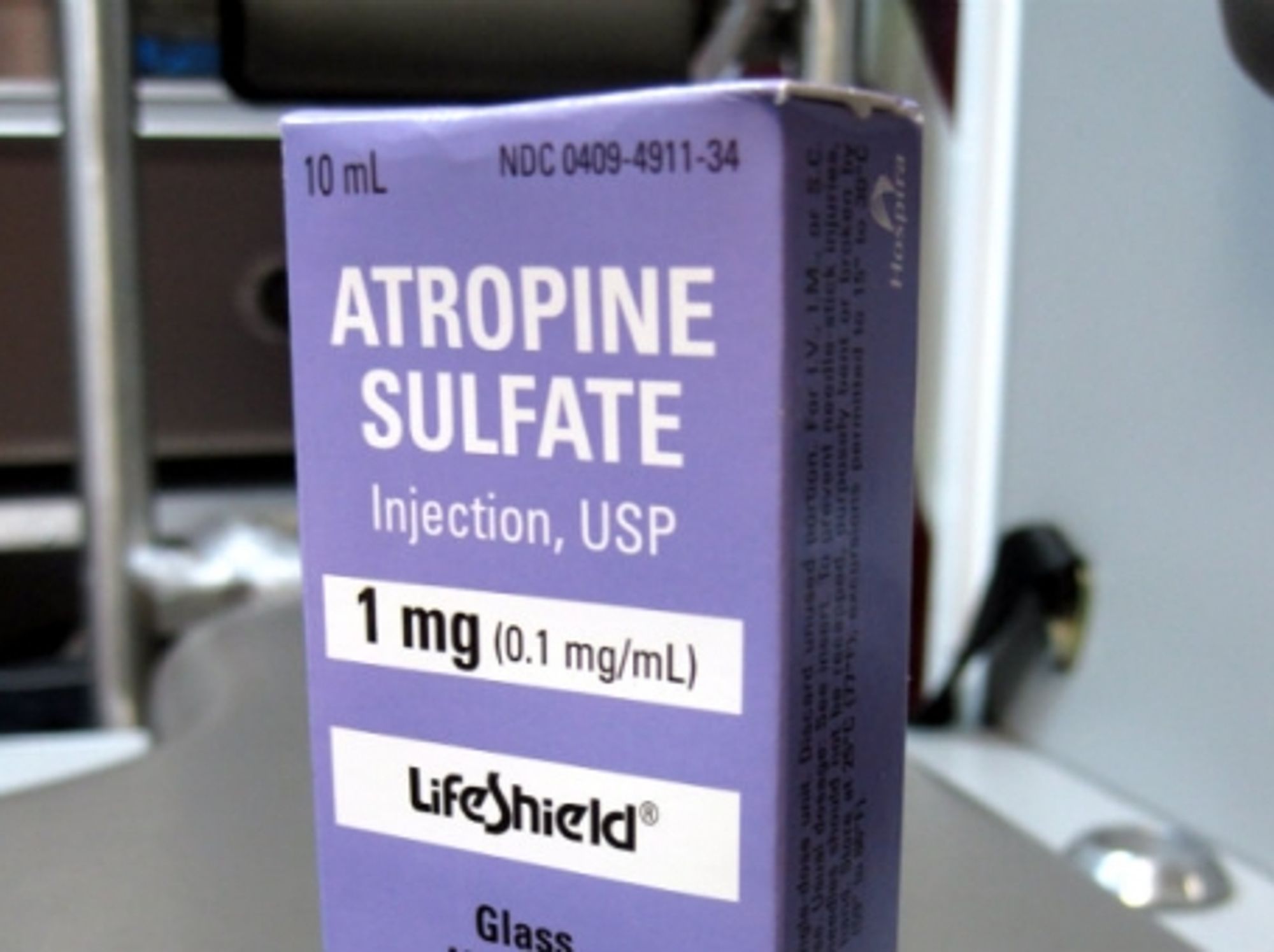An atropine sulfate preparation