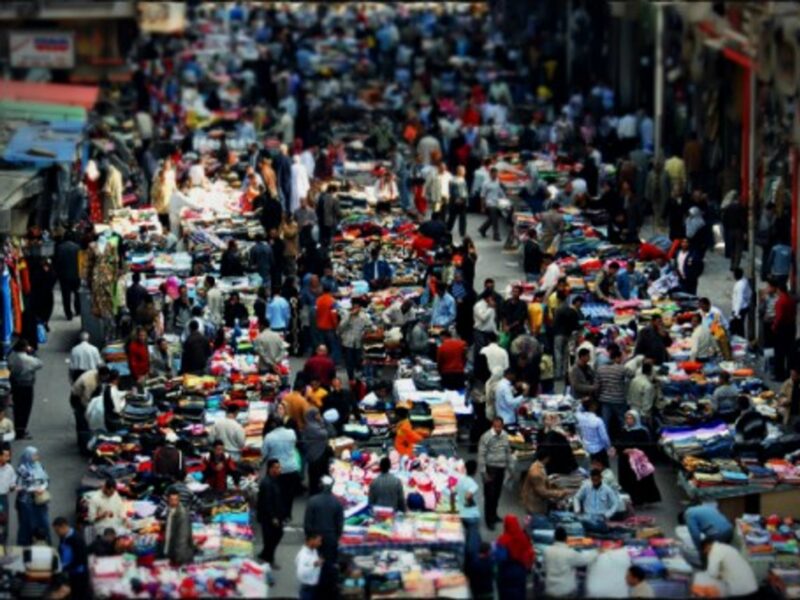 An outdoor market in Cairo