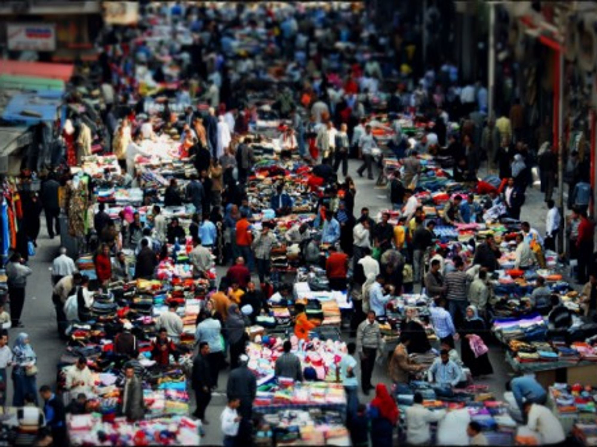 An outdoor market in Cairo