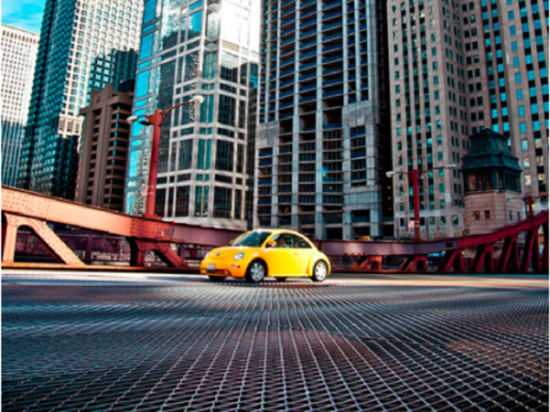 Another VW beetle on American roads and bridges (Legarth)