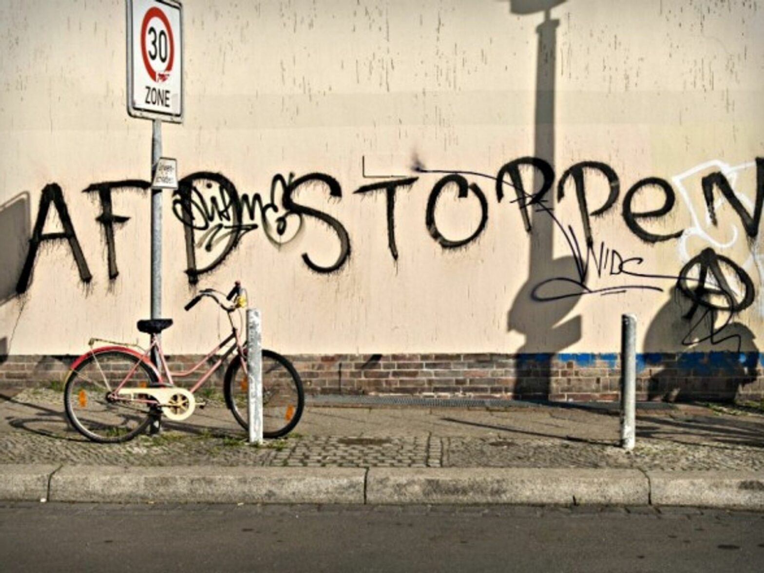 Anti-AfD graffiti in Berlin