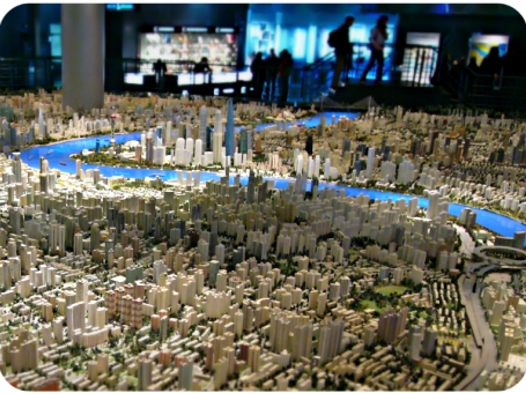 Applied Mathematics To Design The Perfect Future City