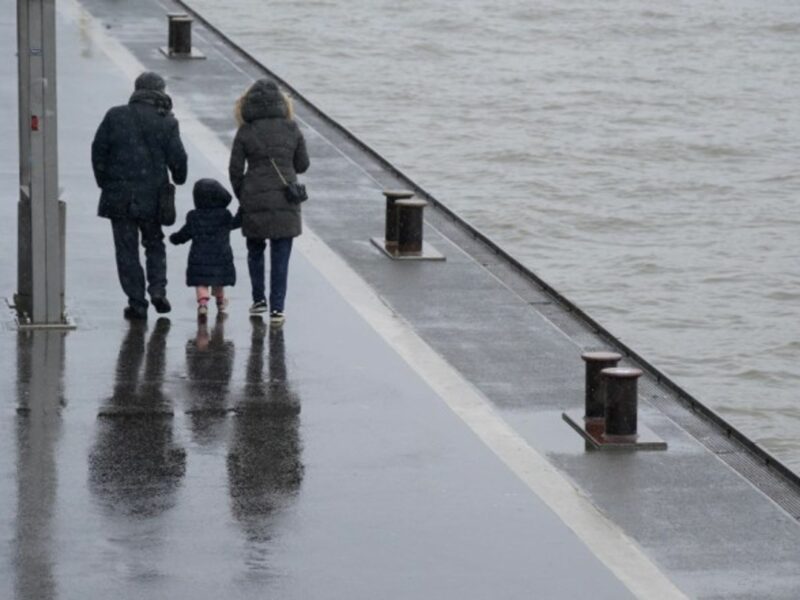 Are children, and not parents, the ones who hold the reins?