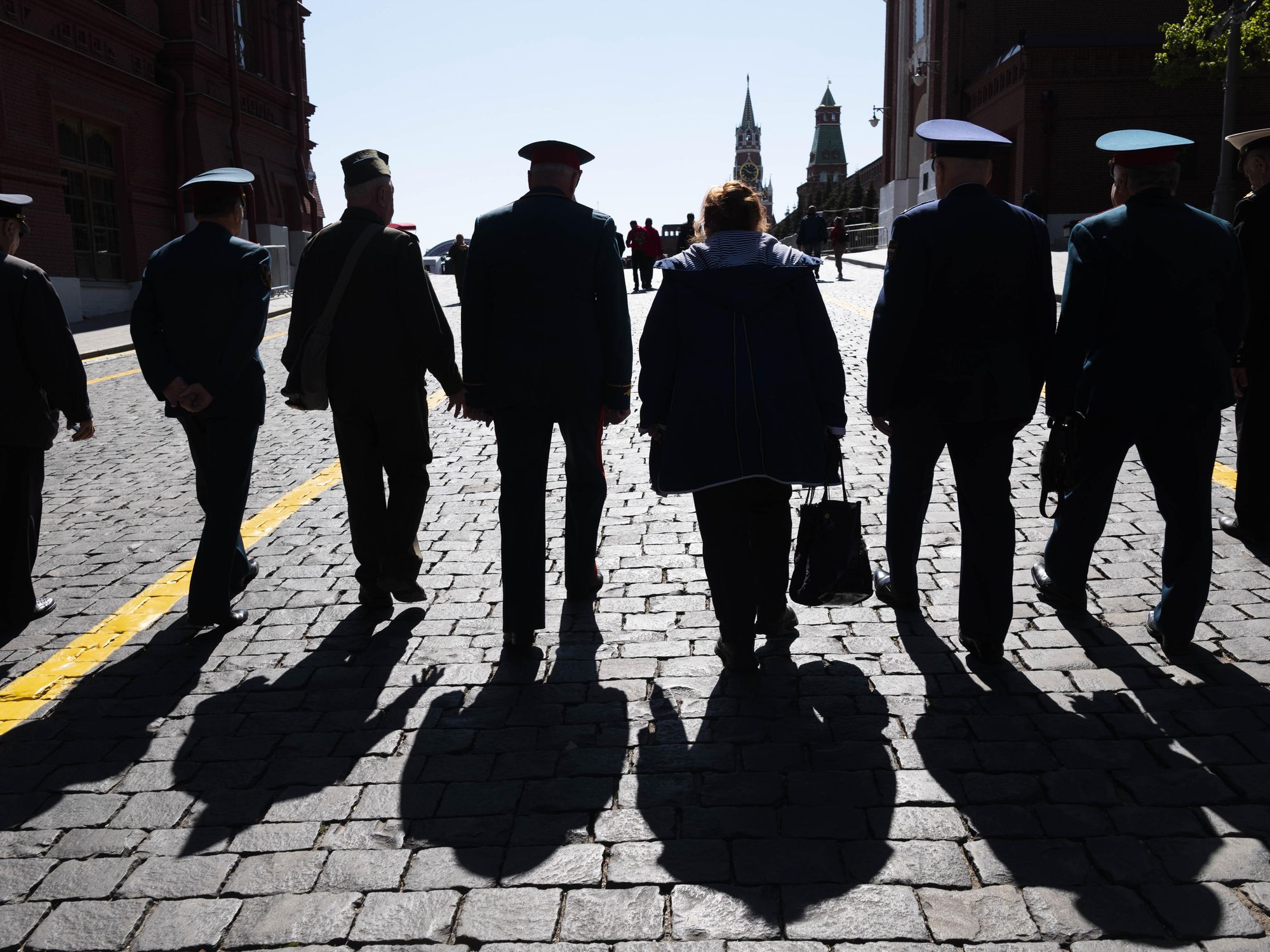 Army reserve soldiers go to Red Square to attend a ceremony​