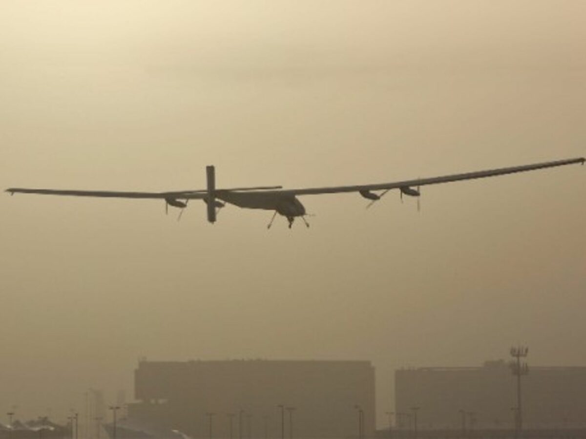 Assault On Boko Haram, Nemtsov Suspects, Solar Plane