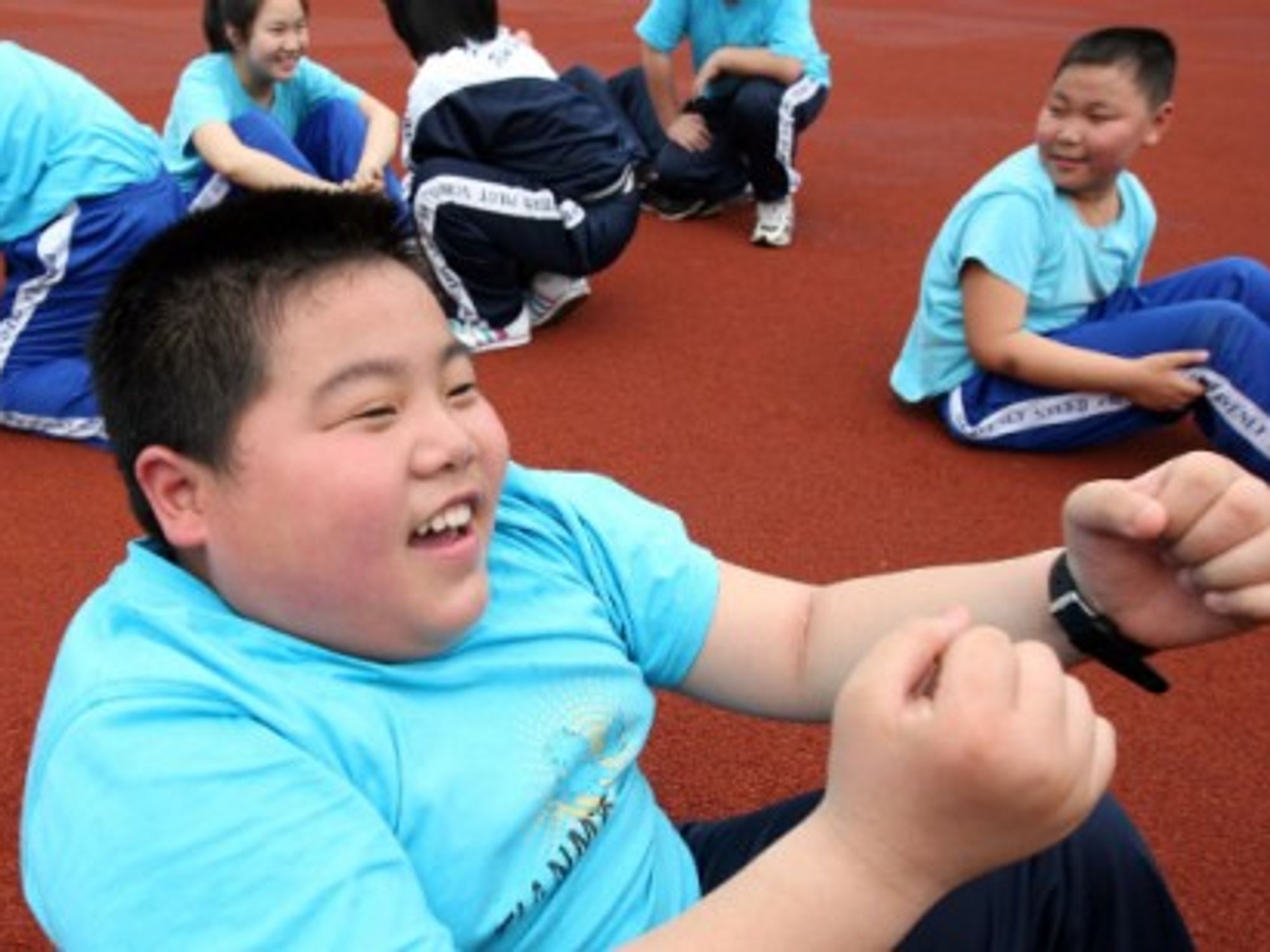 At a fitness club of the Tianma Experimental School in Zhuji, east China's Zhejiang Province