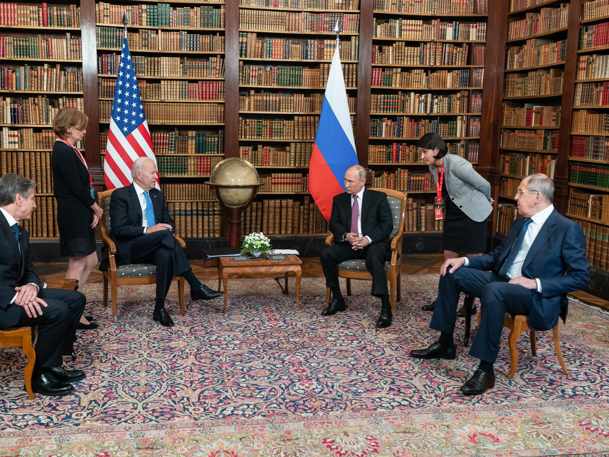 How Russia And U.S. Are Reviving Cold War Propaganda, With A Twist