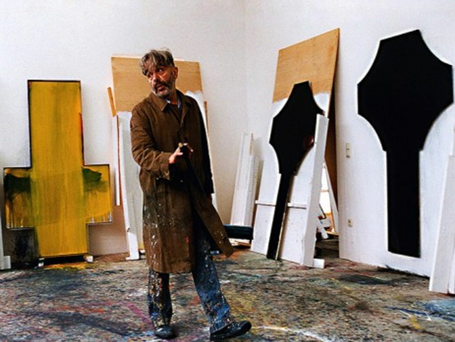 Austrian painter Arnulf Rainer used to draw under the influence of mescaline, LSD, psilocybin, and hypnosis