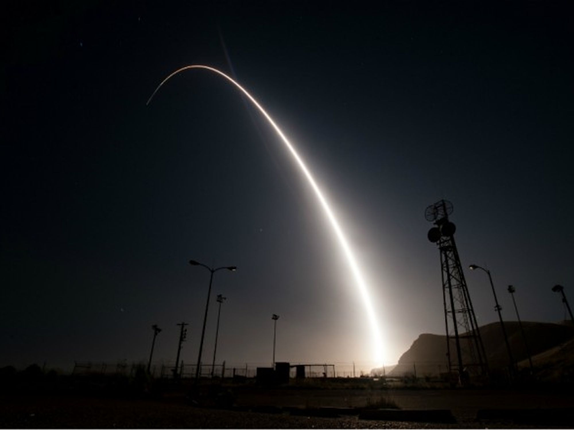 Ballistic missile test launch in California on April 26
