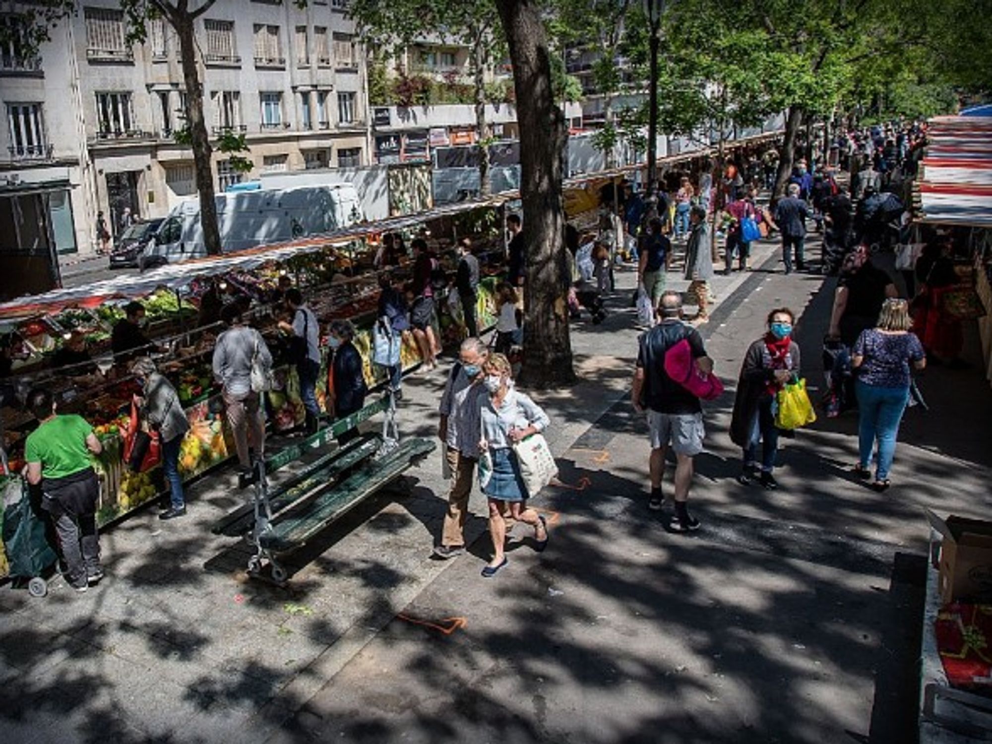 Bastille marketplace, Paris
