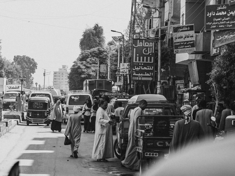 Black and white photo of a busy road in Cairo, Egypt