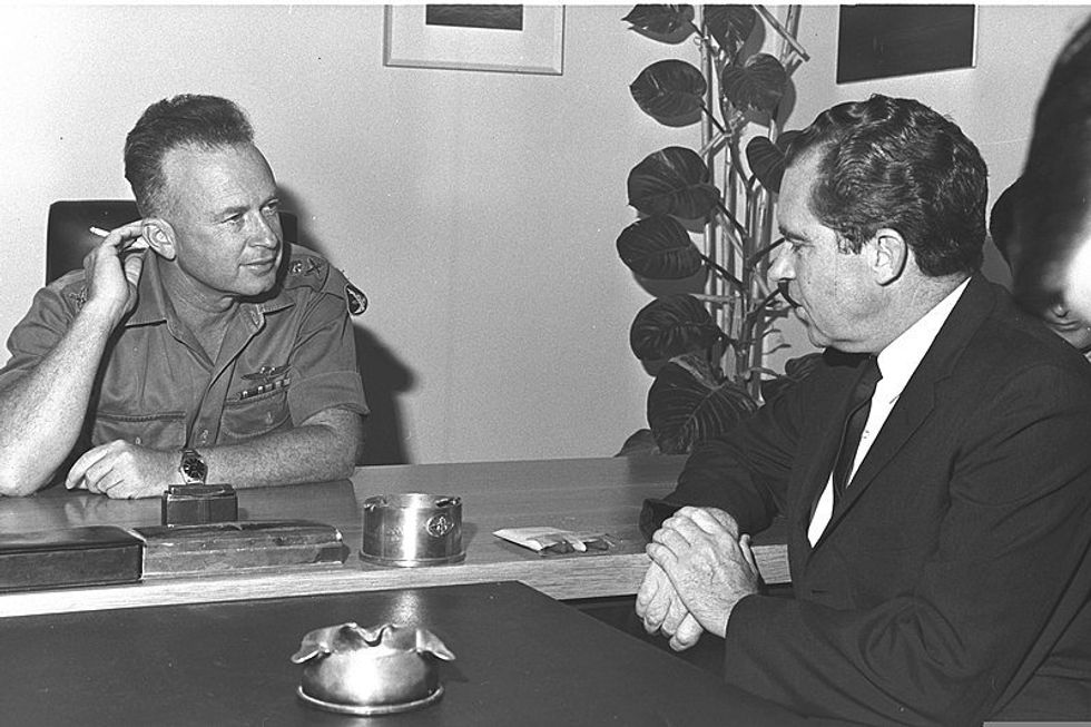 Black-and-white photo of Yitzhak Rabin and U.S. President Richard Nixon in 1967