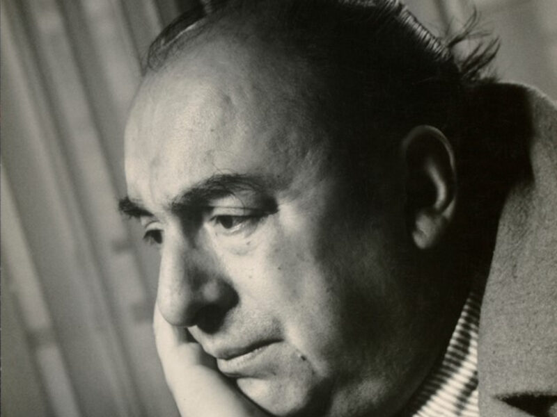 Black-and-white portrait of Pablo Neruda, by Annemarie Heinrich, 1967