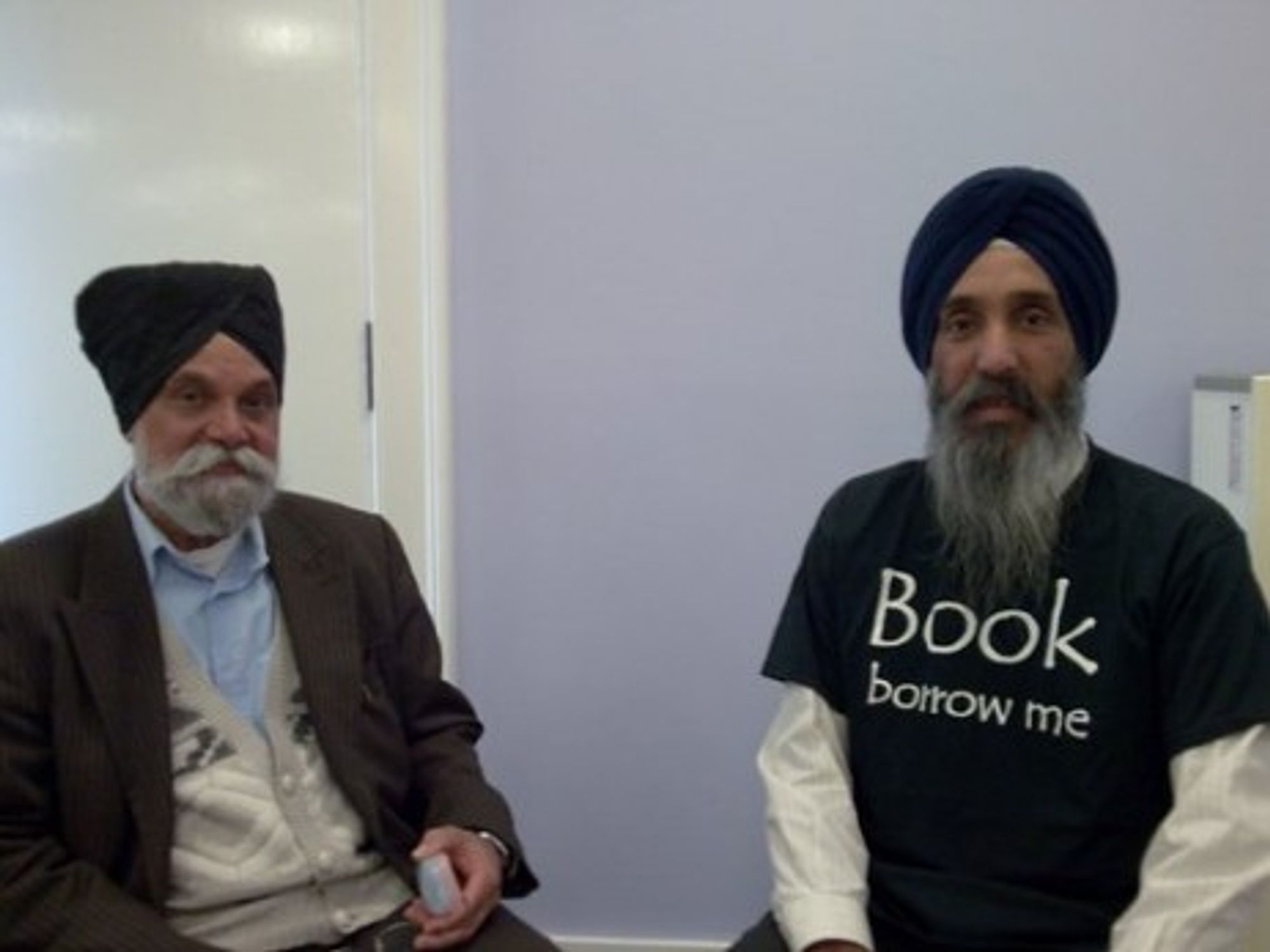 Borrow Me! (Human Library Organization)