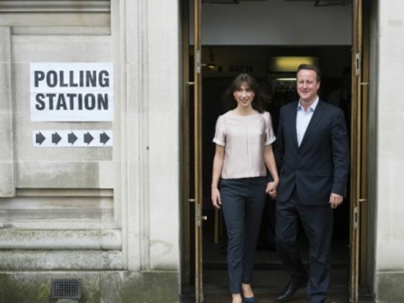British PM David Cameron and his wife Samantha vote in the 2014 European Parliament elections.