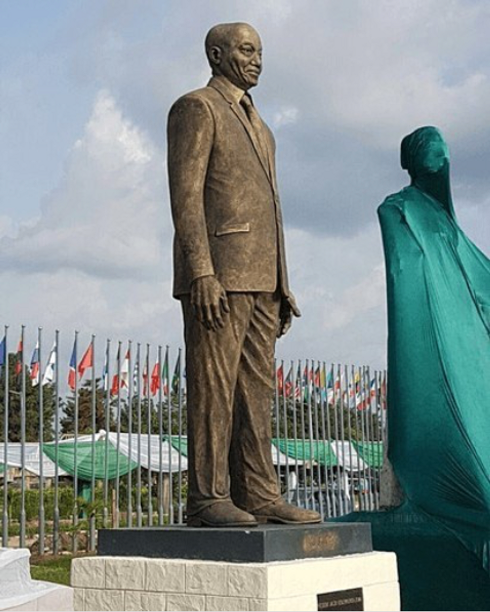 Bronze statue of Jacob Zuma